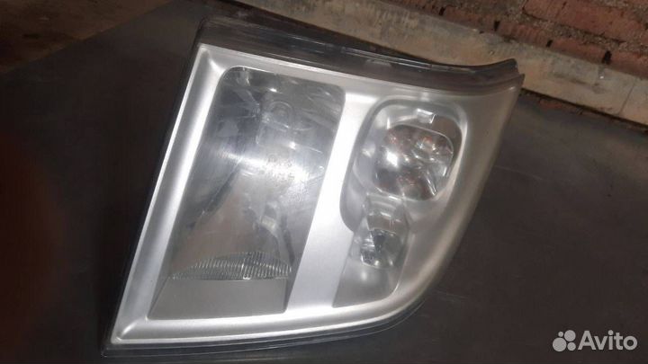 Фара левая Ford Transit 7 2008