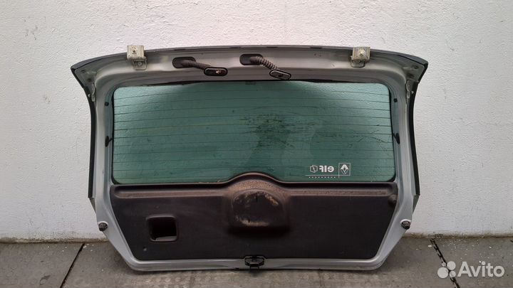 Крышка багажника Renault Clio