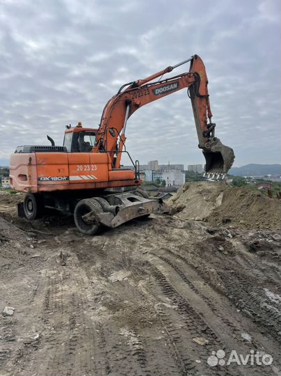 Гусеничный экскаватор DOOSAN Daewoo DX180LC, 2012