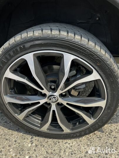 America Los Angeles LA 866 245/40 R19