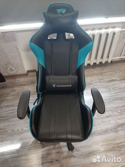 Игровое кресло thunderx3