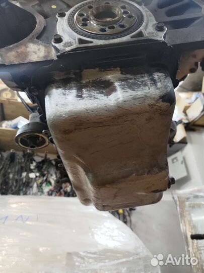 Двигатель 3.3л 05г Додж караван Вояджер 01-07г