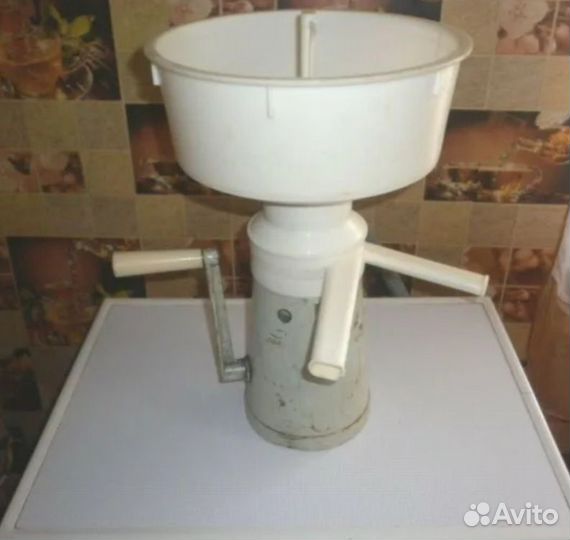 Сепаратор (сливкоотделитель)