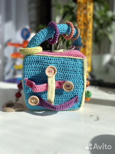 Бизикуб мягкий вязаный