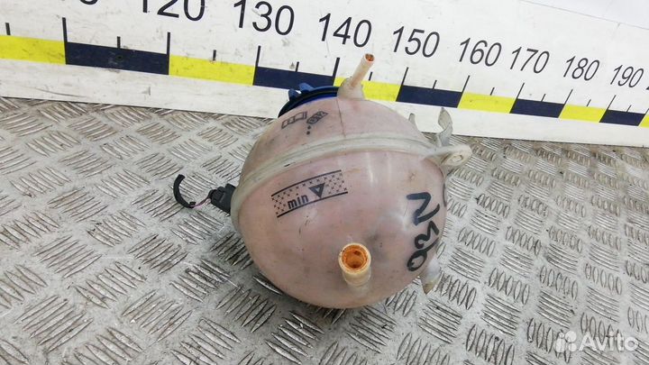 Бачок расширительный Volkswagen Passat B6