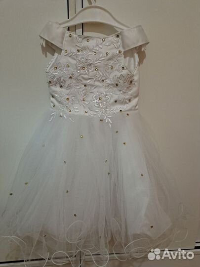 Нарядное платье для девочки