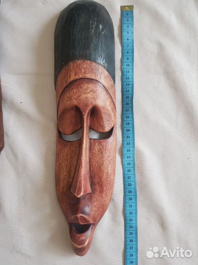 Маски настенные из дерева