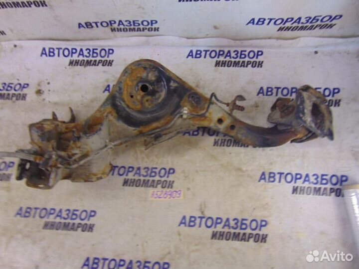 Рычаг задний продольный правый для Nissan Qashqai