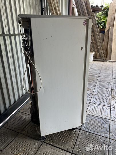 Холодильник бу с морозилкой