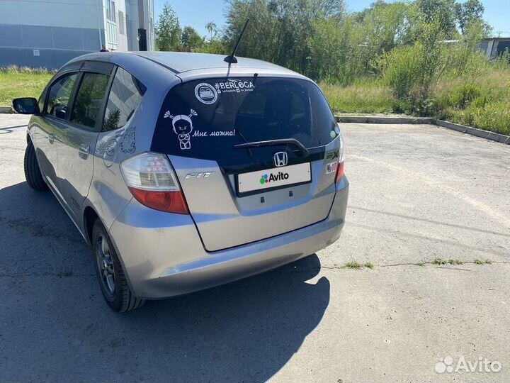 Honda Fit 1.5 CVT, 2010, 145 000 км