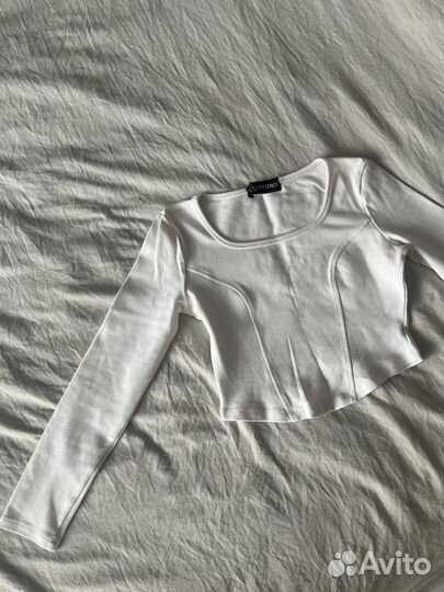 Топ с длинным рукавом