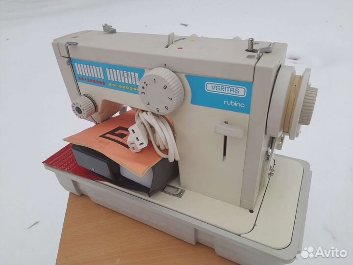 Швейная машина Veritas Рубина (новая)