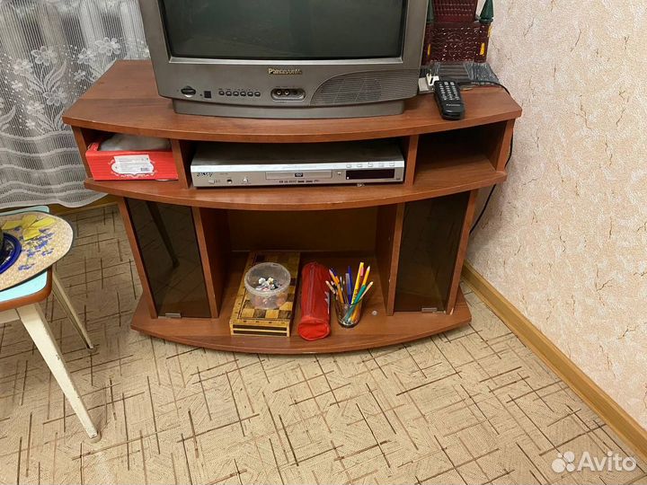 Тумба под телевизор
