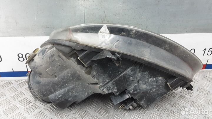 Фара Volkswagen Jetta 5 (2004-2011)