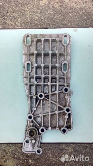 Крышка переднего моста на нива Шевроле