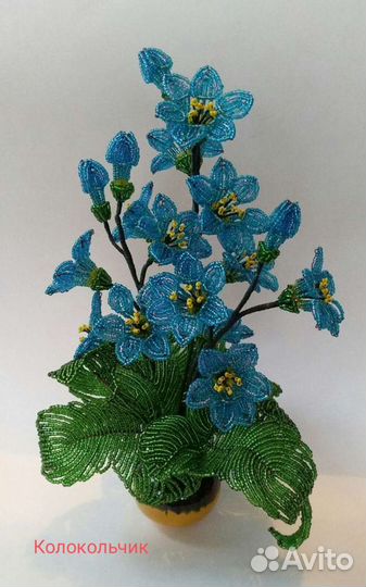 Композиции цветочные из бисера разные