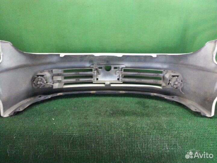 Бампер передний Nissan Lafesta B30