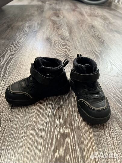 Ботинки детские 25 размер