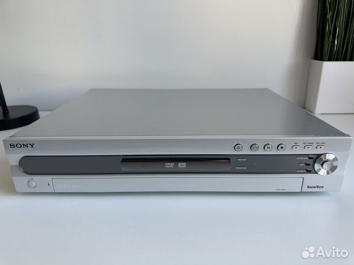Проигрыватель Sony DVD recorder RDR-GX700