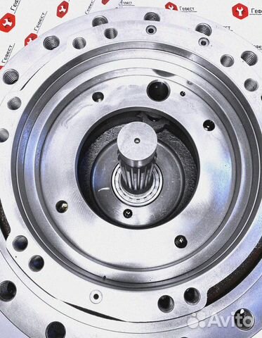 Бортовой редуктор Hyundai R320LC-7 31N8-40070