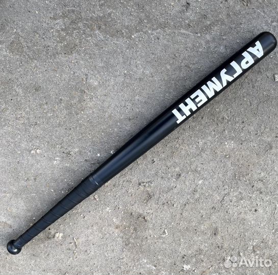 Бейсбольная бита