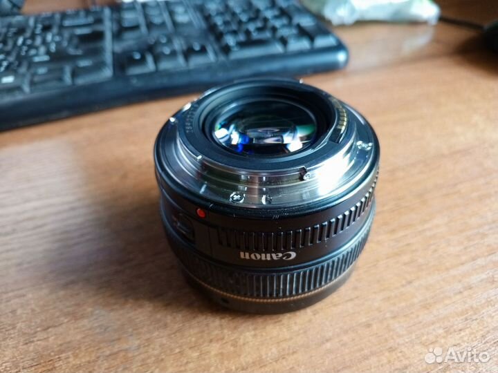 Объектив canon 50mm 1.4