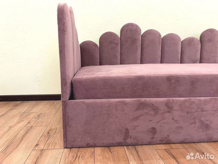 Кровать с ортопедическим матрасом