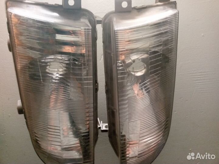 Фары на honda odyssey 1996-1998г
