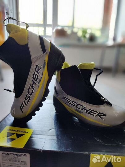 Детские лыжные ботинки fischer 37размер