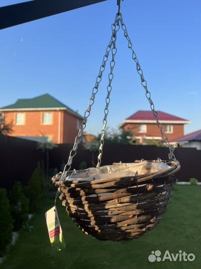 Кашпо садовое для цветов подвесное