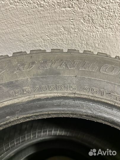 Dunlop SP Winter Ice 02 195/65 R15 95T