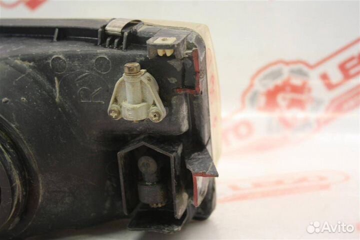 Фара правая Toyota 1994