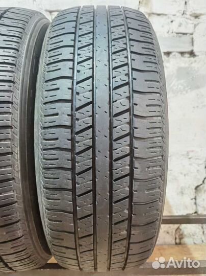 Triangle TR257 215/60 R17 96H