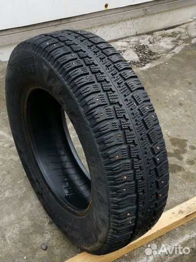 Pirelli Winter 160 Studdable Plus 175/70 R13 82Q
