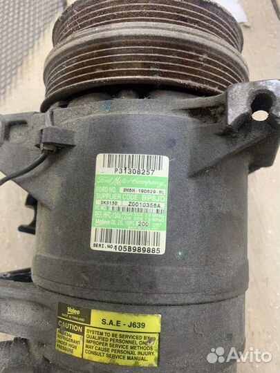 Продам компрэссор кондицианера S max на запчясти