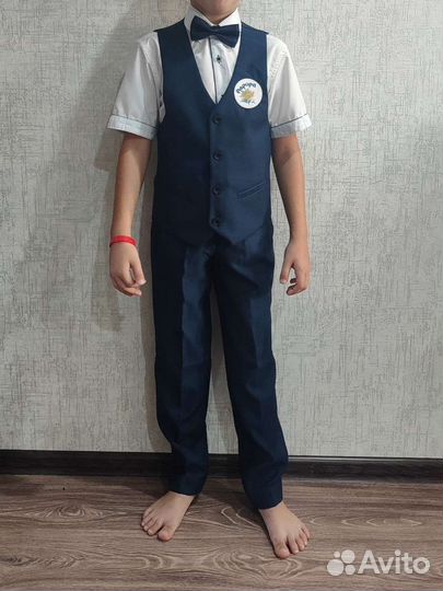 Продам костюм школа Аврора