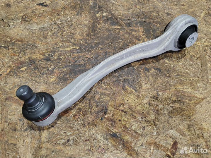Рычаг передний левый Volkswagen Touareg 3 2019