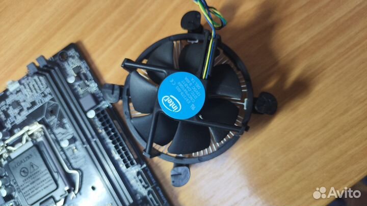 Материнская плата 1151v1