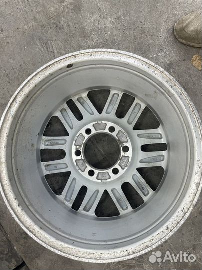 Диск литой 17 hilux
