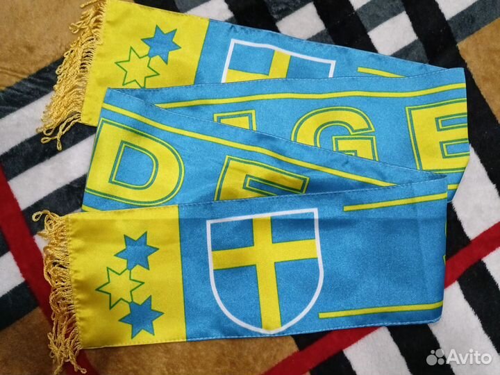 Шарф шведского болельщика шёлковый