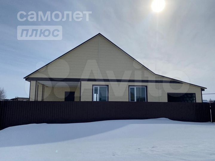 Дом 114 м² на участке 10 сот.