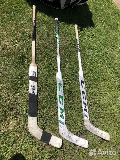 Наколенники, коньки, клюшки