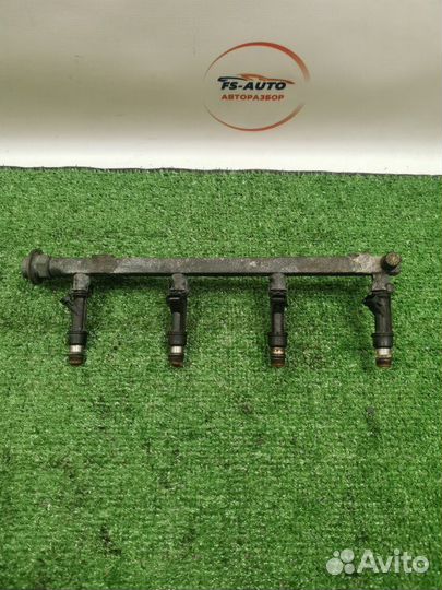 Топливная рейка Chevrolet Lacetti универсал 1.8