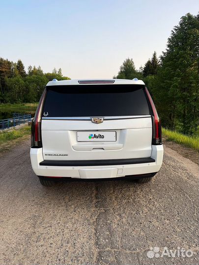 Cadillac Escalade AT, 2015, 148 500 км