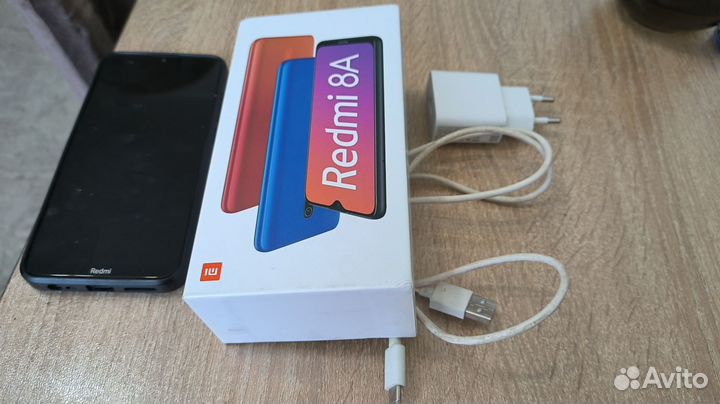 Телефон Redmi 8a