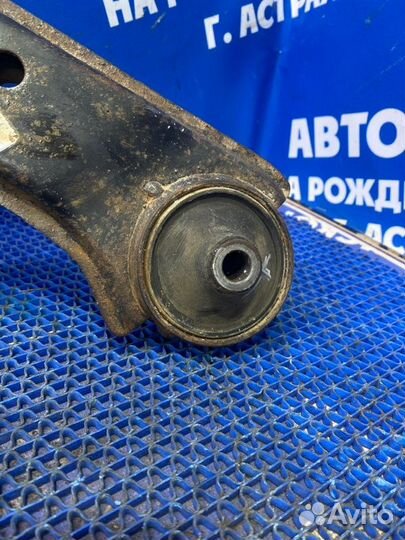 Передний правый рычаг Opel Corsa D хэтчбек Z12XEP