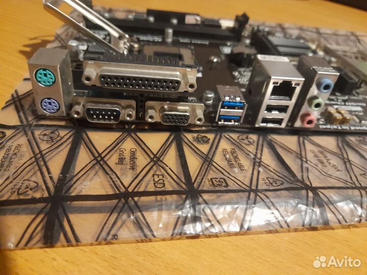 Материнская плата LGA1150 Gigabyte GA-H81M-DS2