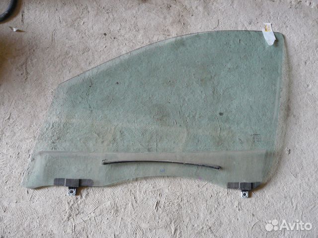 Стекло переднее левое Renault Grand Scenic III