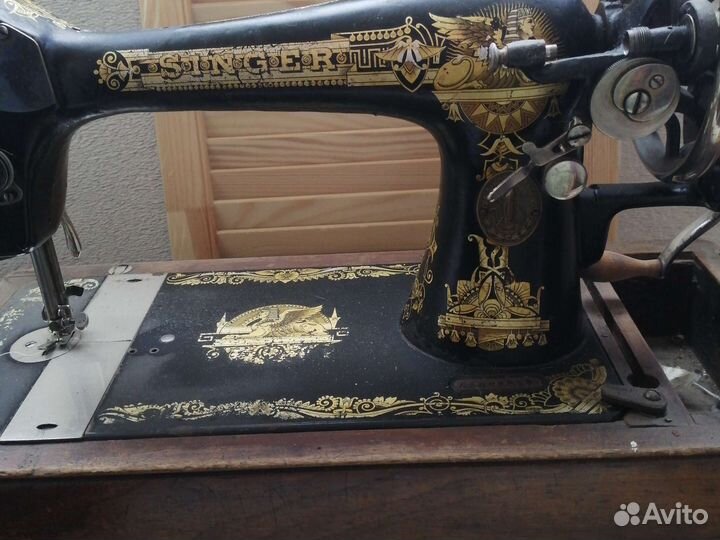 Швейная машина Singer
