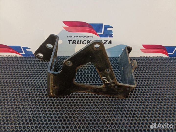 Кронштейн осушителя камаз 5490